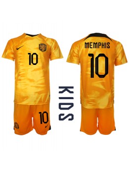 Otroški Nogometna dresi replika Nizozemska Memphis Depay #10 Domači SP 2022 Kratek rokav (+ hlače)